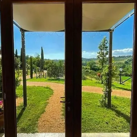 Agriturismo La Corte Del Sole Siena Exterior photo